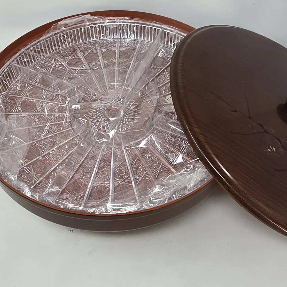 Vintage lazy‎ susan bento box japanese lacquer finish serving divided bowl.